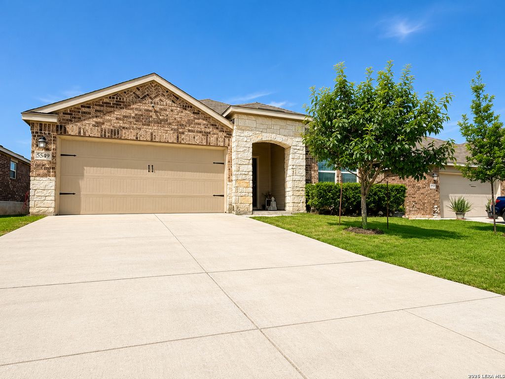 5549 Black Walnut, Bulverde, TX 78163