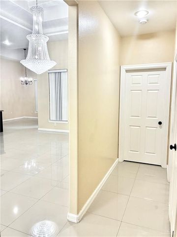 905 Villa Del Prado, Donna, TX 78537