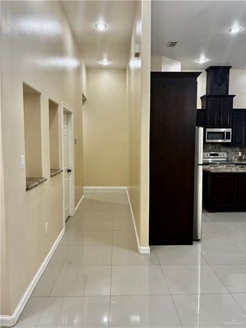 905 Villa Del Prado, Donna, TX 78537