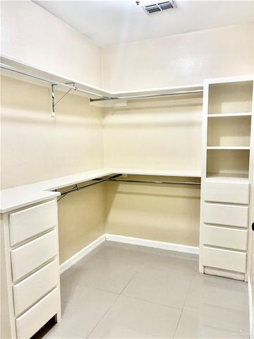 905 Villa Del Prado, Donna, TX 78537