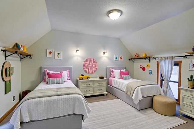 414 Saint Croix Avenue W, Stillwater, MN 55082