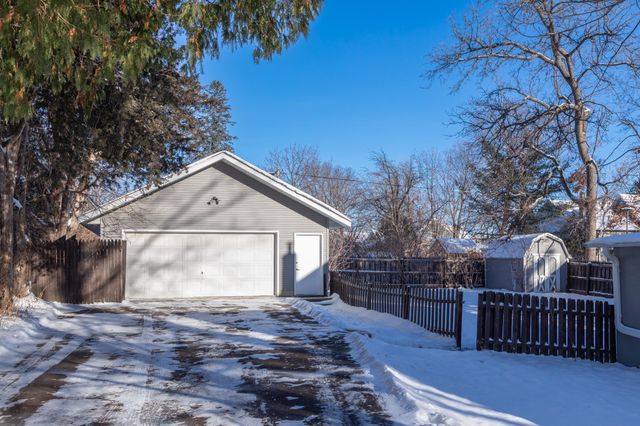 414 Saint Croix Avenue W, Stillwater, MN 55082