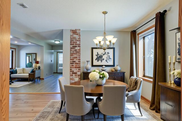 414 Saint Croix Avenue W, Stillwater, MN 55082