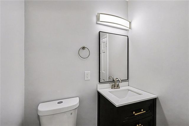 1933 N 83rd Terrace, Kansas City, KS 66112