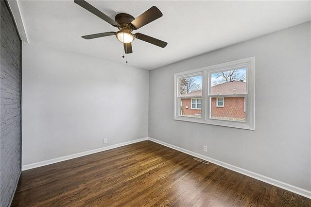 1933 N 83rd Terrace, Kansas City, KS 66112