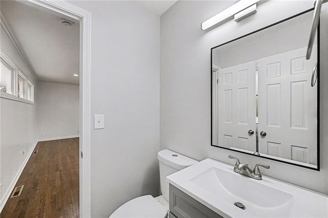 1933 N 83rd Terrace, Kansas City, KS 66112