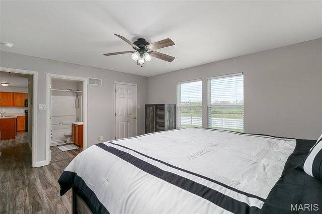 460 Creek Bend Drive, Moscow Mills, MO 63362
