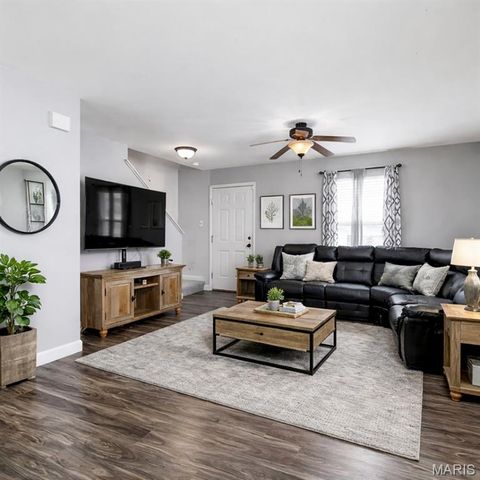 460 Creek Bend Drive, Moscow Mills, MO 63362