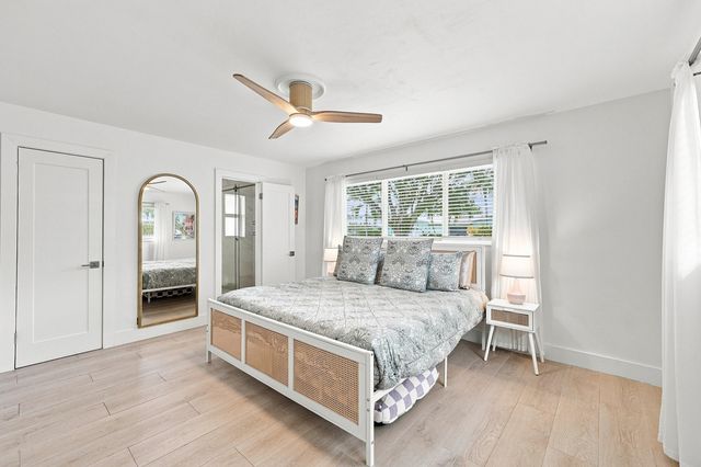 807 SE 9 Terrace, Deerfield Beach, FL 33441