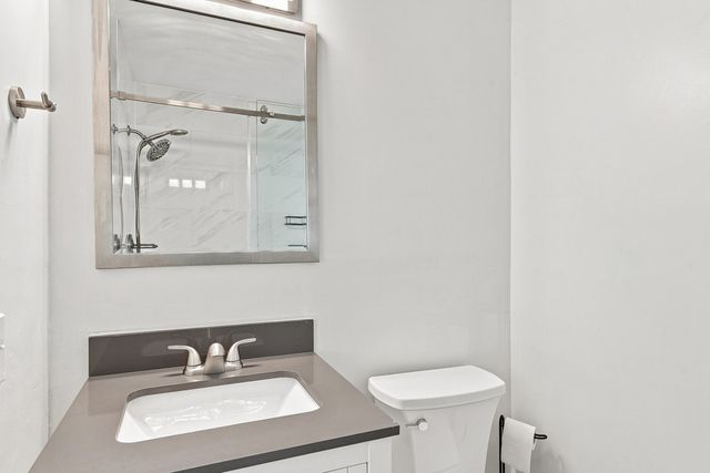 807 SE 9 Terrace, Deerfield Beach, FL 33441