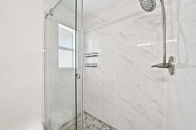 807 SE 9 Terrace, Deerfield Beach, FL 33441