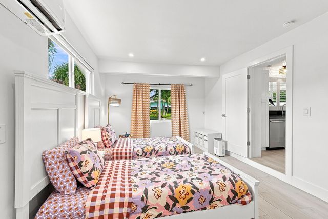 807 SE 9 Terrace, Deerfield Beach, FL 33441
