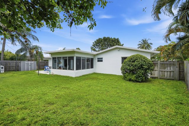 807 SE 9 Terrace, Deerfield Beach, FL 33441