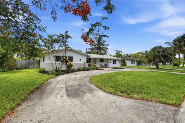807 SE 9 Terrace, Deerfield Beach, FL 33441