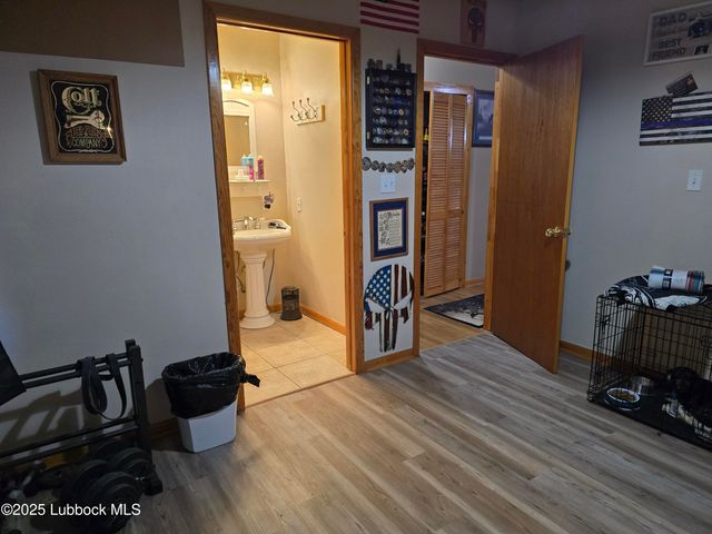 390 County Road P, Edmonson, TX 79032