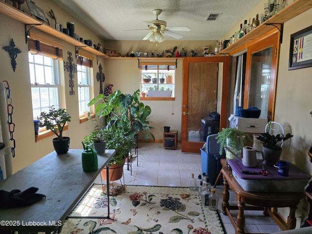 390 County Road P, Edmonson, TX 79032