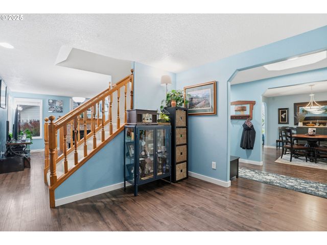 1903 Ne 104TH Ave, Vancouver, WA 98664