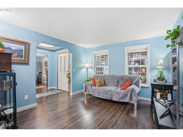 1903 Ne 104TH Ave, Vancouver, WA 98664