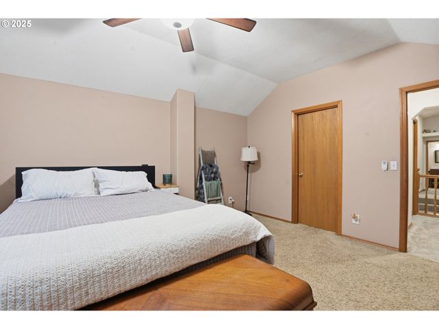 1903 Ne 104TH Ave, Vancouver, WA 98664