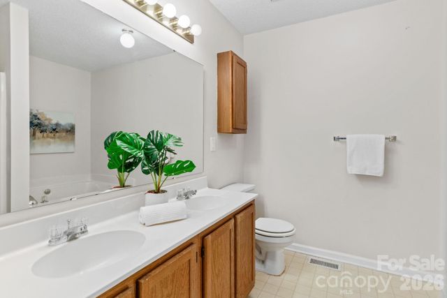 300 Armour Street, Davidson, NC 28036