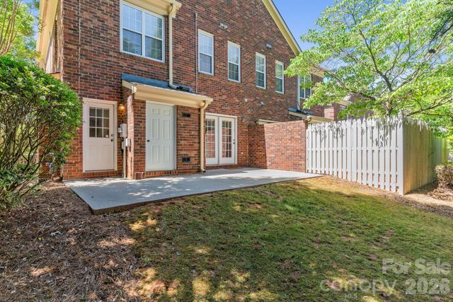 300 Armour Street, Davidson, NC 28036