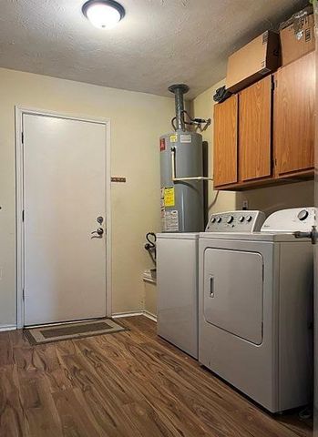 2735 S Peach Hollow Circle, Pearland, TX 77584