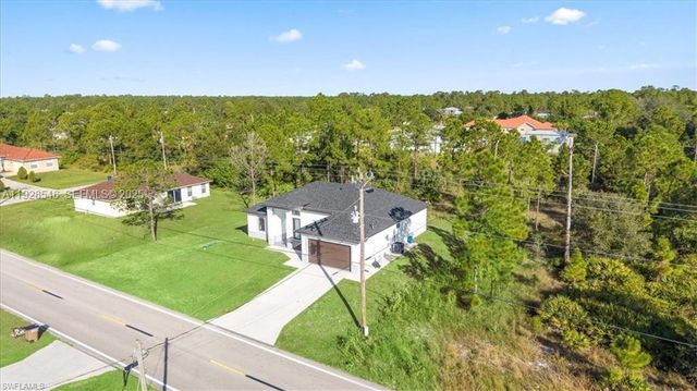 203 E 10TH ST, Lehigh Acres, FL 33972