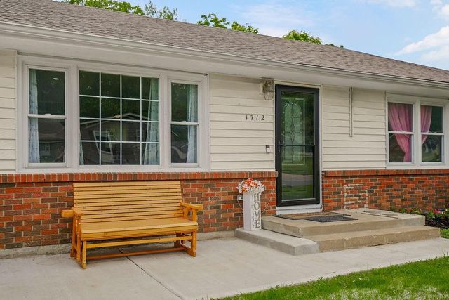 1712 Russell Road, Pleasant Hill, MO 64080