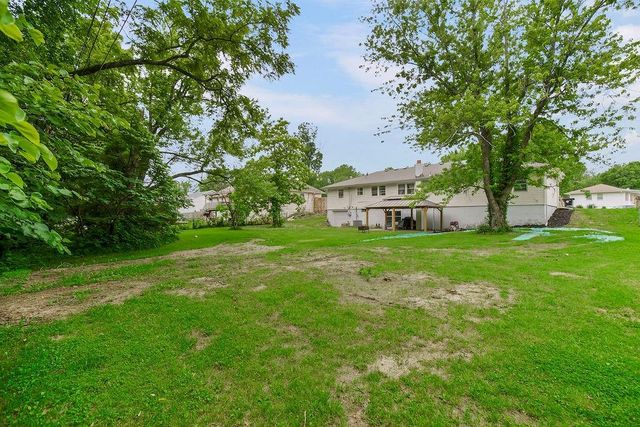 1712 Russell Road, Pleasant Hill, MO 64080
