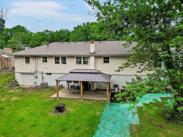 1712 Russell Road, Pleasant Hill, MO 64080