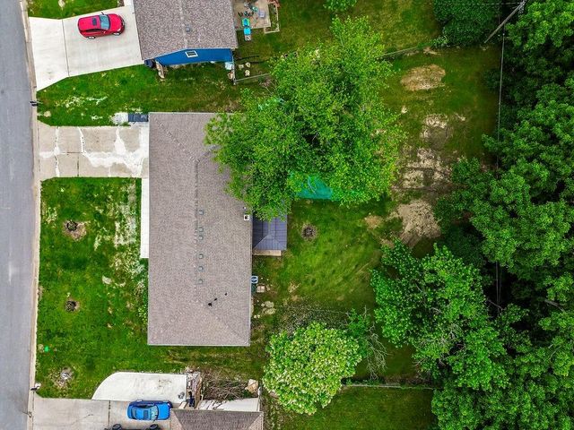 1712 Russell Road, Pleasant Hill, MO 64080