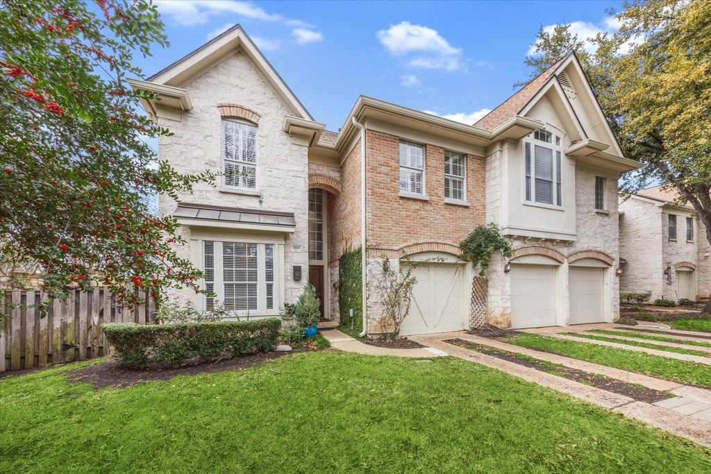 3800 Bailey LN F-1, Austin, TX 78756