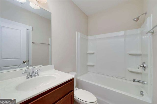 201 MEADOW BRANCH Lane, Dallas, GA 30157