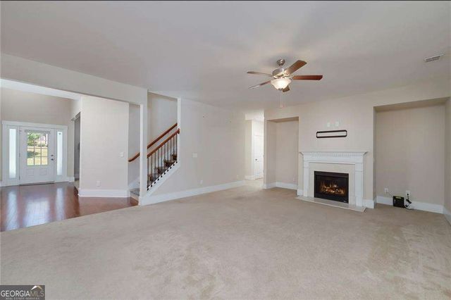 201 MEADOW BRANCH Lane, Dallas, GA 30157