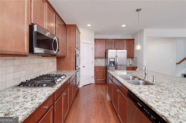 201 MEADOW BRANCH Lane, Dallas, GA 30157