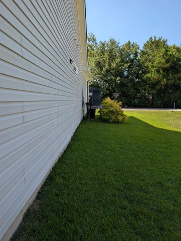 601 West Oak Circle Dr., Myrtle Beach, SC 29588