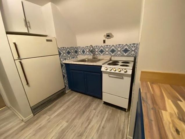 20604 Washtenaw Street, Detroit City, MI 48225