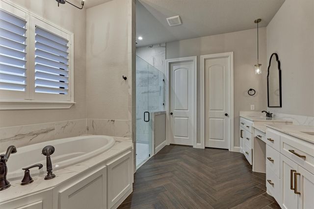 11618 Renaissance Drive, Montgomery, TX 77356