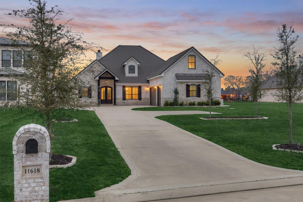 11618 Renaissance Drive, Montgomery, TX 77356