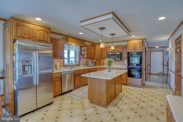 2543 SPECTRUM FARMS RD, Felton, DE 19943