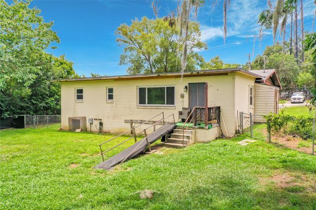 2405 NE 2ND STREET, Ocala, FL 34470