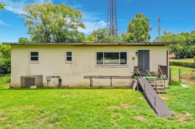 2405 NE 2ND STREET, Ocala, FL 34470