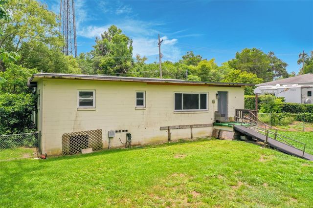 2405 NE 2ND STREET, Ocala, FL 34470