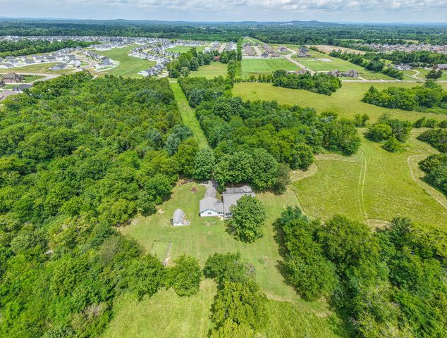 873 Walnut Grove Rd, Christiana, TN 37037