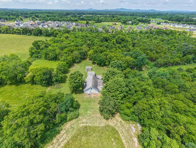 873 Walnut Grove Rd, Christiana, TN 37037