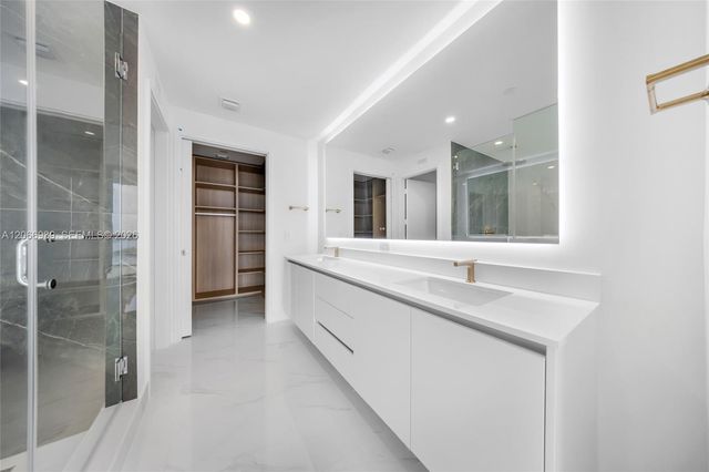 700 NE 24th Street 1706, Miami, FL 33137