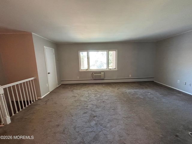 216 Manor E 3538, Red Bank, NJ 07701