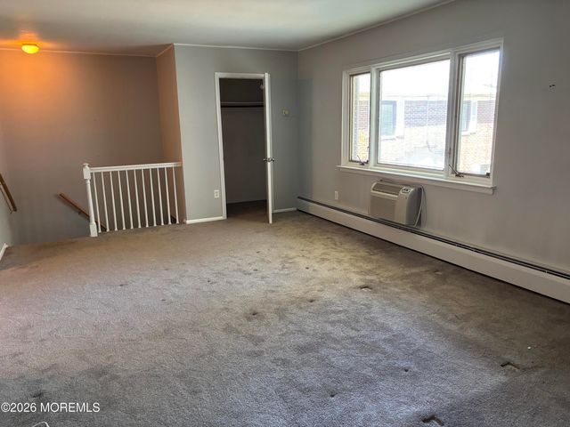 216 Manor E 3538, Red Bank, NJ 07701