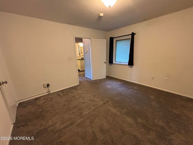 216 Manor E 3538, Red Bank, NJ 07701