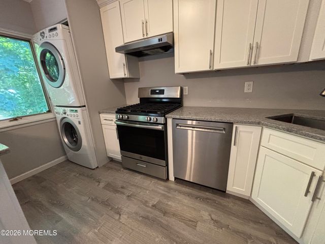 216 Manor E 3538, Red Bank, NJ 07701